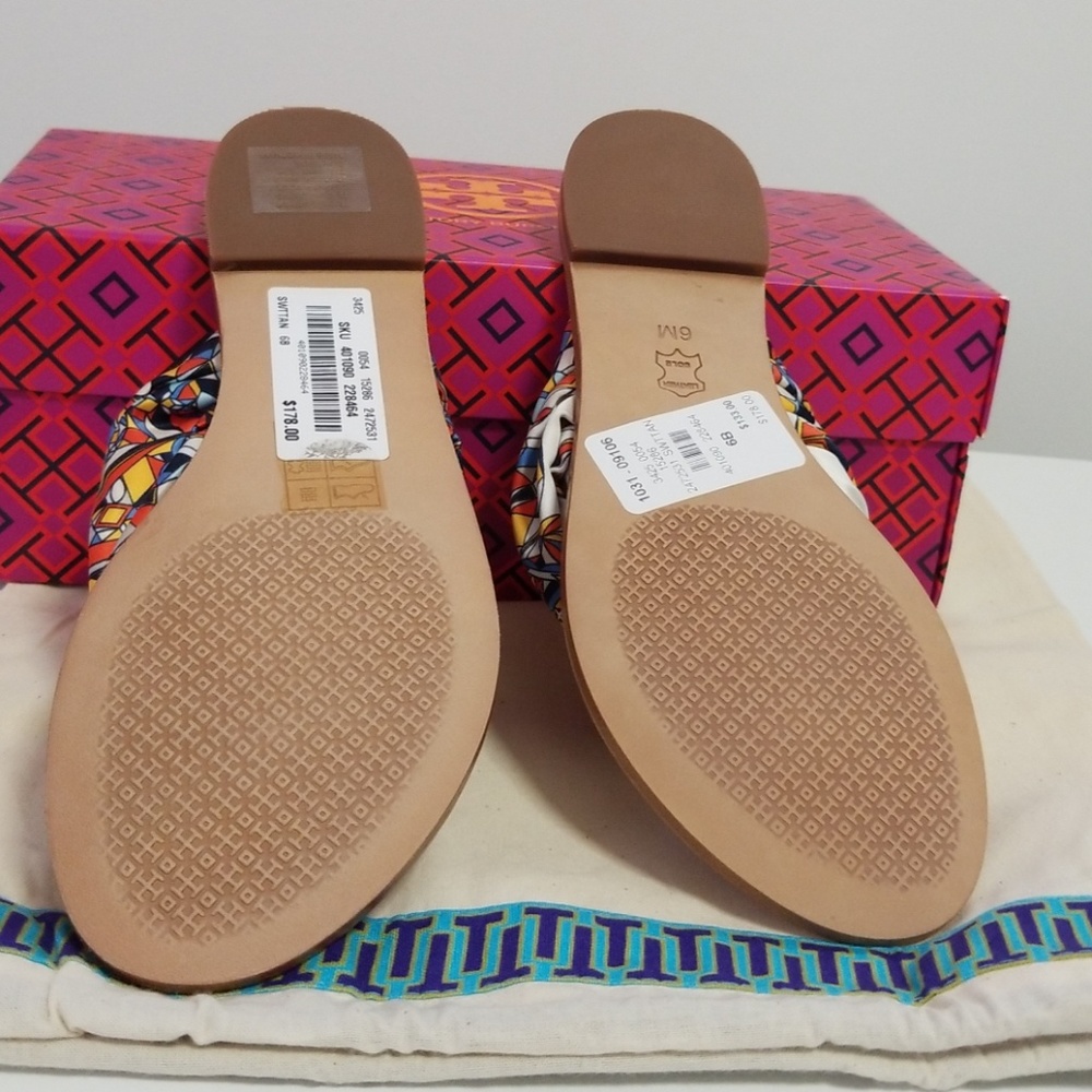 SOLD OUT!! Tory Burch Carson ~ make an offer!! - Picture 2 of 3